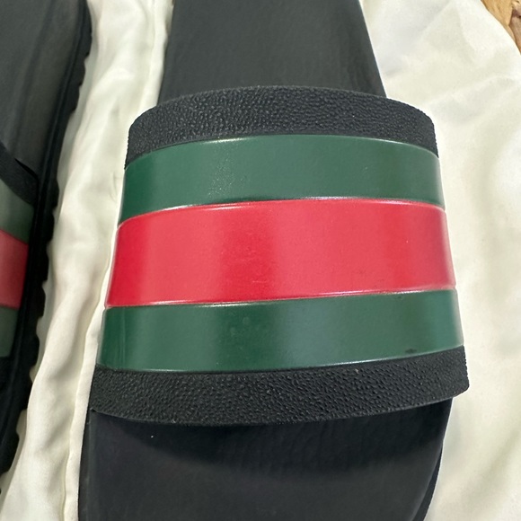 AUTHENTIC GUCCI Slides Mens 5 • Women 7 - 7.5 Like NEW Black with Green & Red - Picture 10 of 14